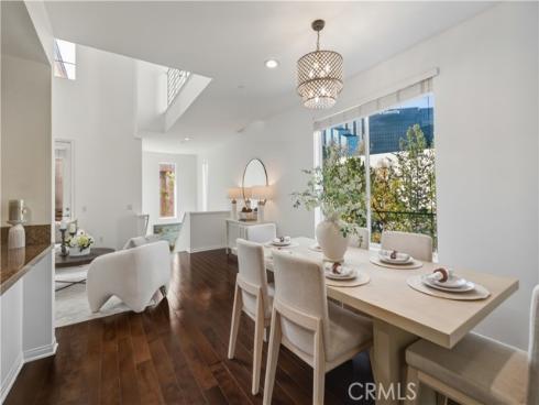 607 Rockefeller 72 , Irvine, CA