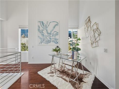 607 Rockefeller 72 , Irvine, CA