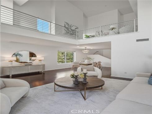 607 Rockefeller 72 , Irvine, CA