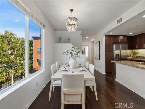 607 Rockefeller 72 , Irvine, CA