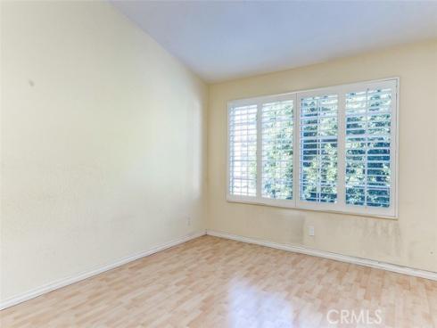 73  Agostino  , Irvine, CA