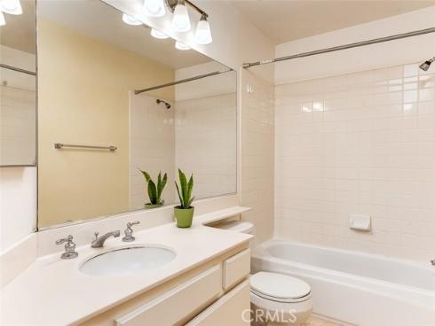 73  Agostino  , Irvine, CA