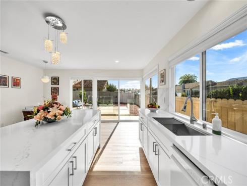 3761  Provincetown  , Irvine, CA