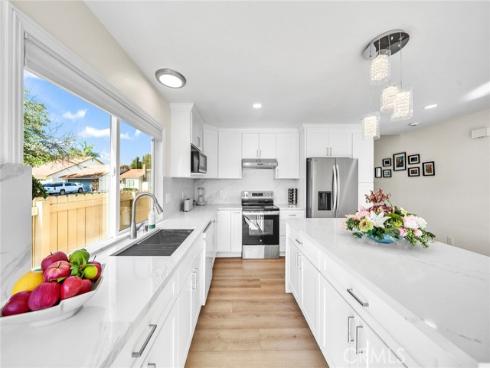 3761  Provincetown  , Irvine, CA