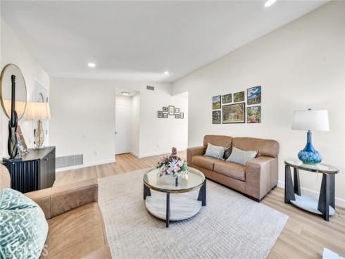 3761  Provincetown  , Irvine, CA