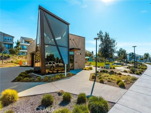 201  Lynx  , Irvine, CA