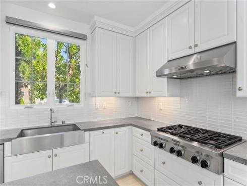 125  Toretta  , Irvine, CA