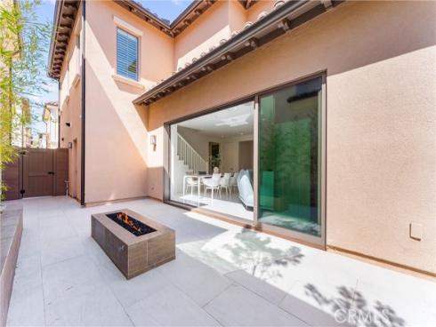 125  Toretta  , Irvine, CA