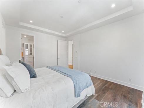 125  Toretta  , Irvine, CA