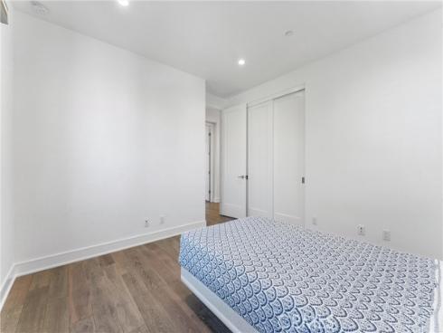 125  Toretta  , Irvine, CA