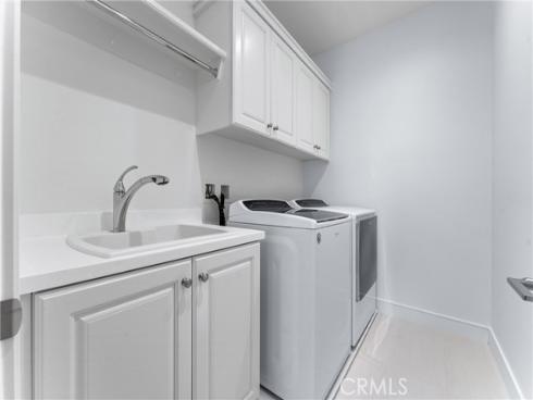 125  Toretta  , Irvine, CA