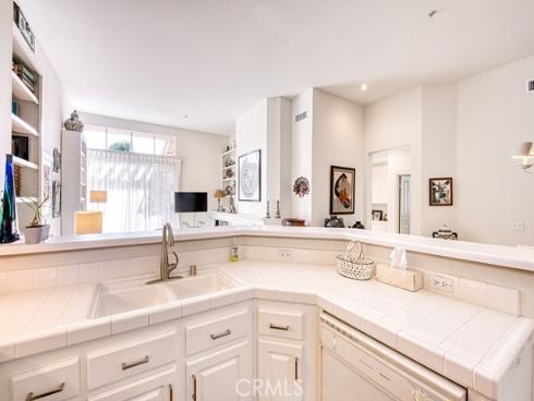 1204  Solvay Aisle  , Irvine, CA