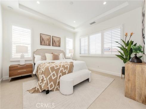 111  Omar  , Irvine, CA