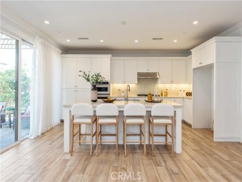 111  Omar  , Irvine, CA