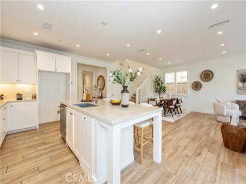 111  Omar  , Irvine, CA