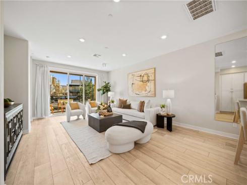 220 Keeper , Irvine, CA