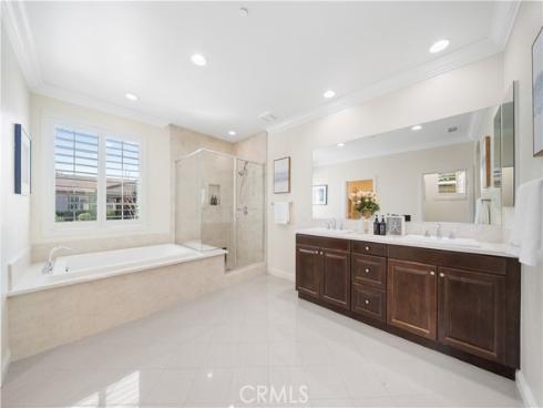 117 Laceflower , Irvine, CA