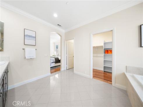 117 Laceflower , Irvine, CA