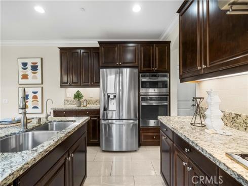 117 Laceflower , Irvine, CA