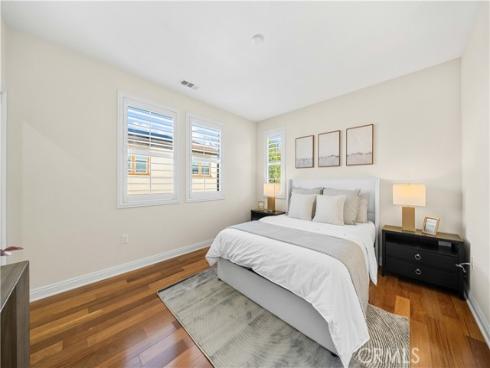 117 Laceflower , Irvine, CA