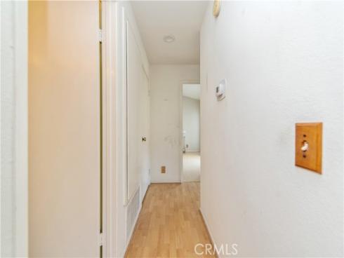 289  Stanford  52  Court, Irvine, CA