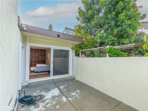 12 Oak Tree , Irvine, CA