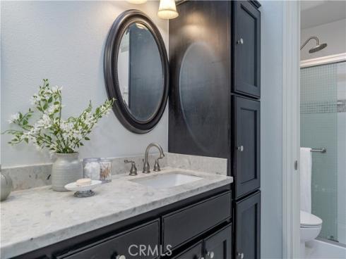 12 Oak Tree , Irvine, CA