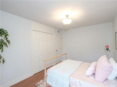 12 Oak Tree , Irvine, CA