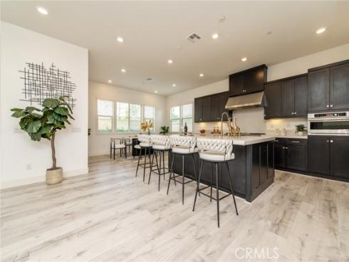 113 Measure , Irvine, CA