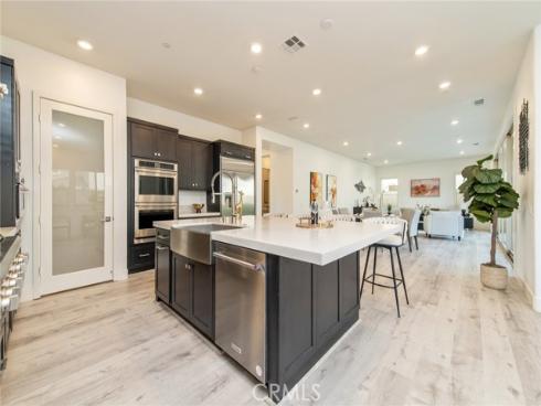 113 Measure , Irvine, CA