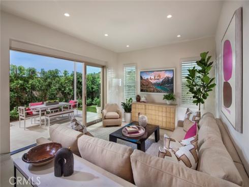 223  Birdseye  , Irvine, CA