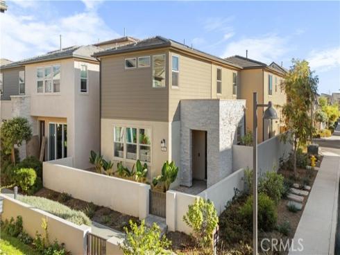 386 Chorus , Irvine, CA