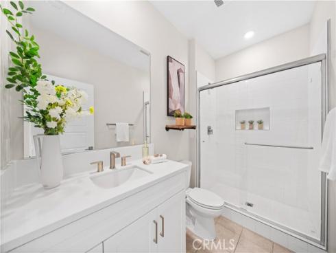 386 Chorus , Irvine, CA