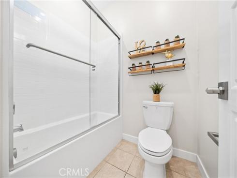 386 Chorus , Irvine, CA