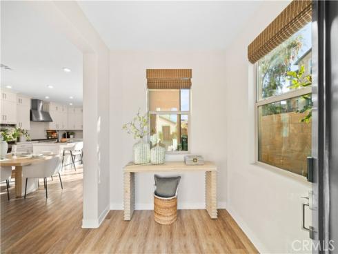 386 Chorus , Irvine, CA