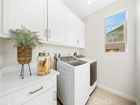 386 Chorus , Irvine, CA