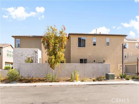 386 Chorus , Irvine, CA