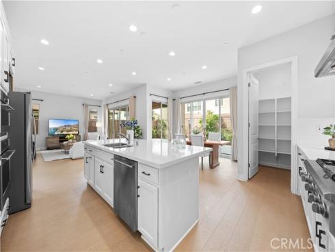 125  Lovelace  , Irvine, CA