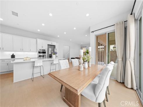 125  Lovelace  , Irvine, CA