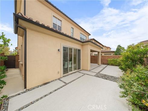 125  Lovelace  , Irvine, CA