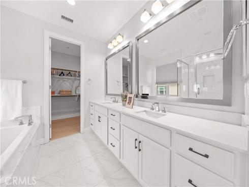 125  Lovelace  , Irvine, CA