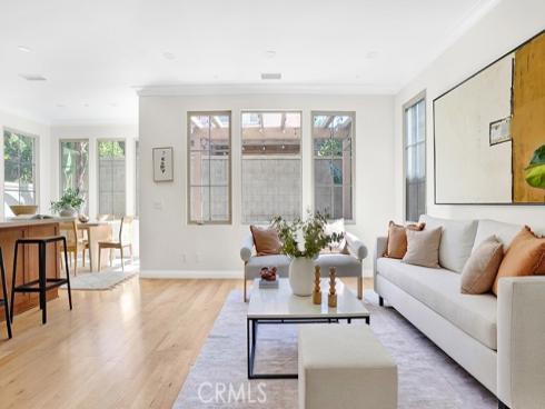 74  Bianco  , Irvine, CA