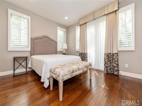 120  Tomato Springs  , Irvine, CA