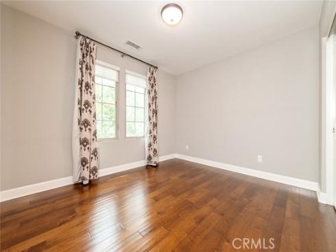 120  Tomato Springs  , Irvine, CA