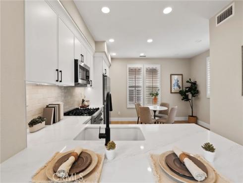 302  Tall Oak  , Irvine, CA