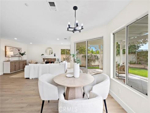 17 Rhode Island , Irvine, CA