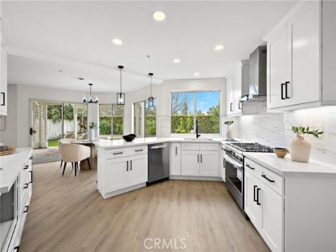 17 Rhode Island , Irvine, CA