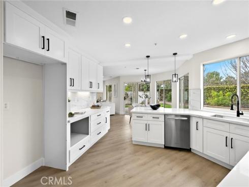 17 Rhode Island , Irvine, CA