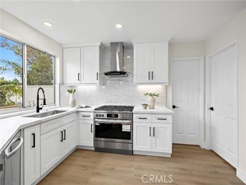 17 Rhode Island , Irvine, CA