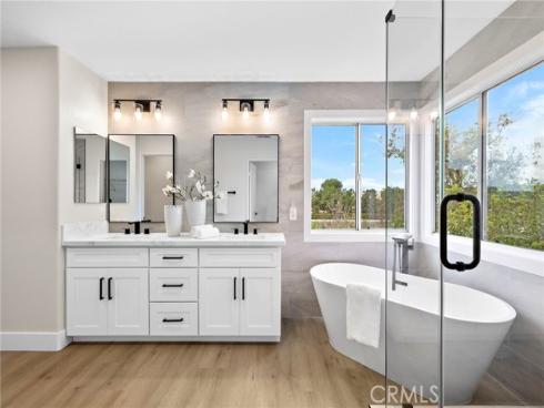 17 Rhode Island , Irvine, CA